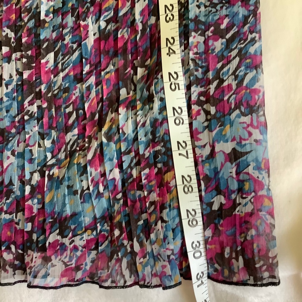 NWOT Pleated Dress Girls Size 12 - Picture 9 of 15